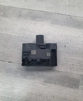 Skoda Octavia Mk3 (5E) Door control unit/module 5Q4959393B A2C7392910400
