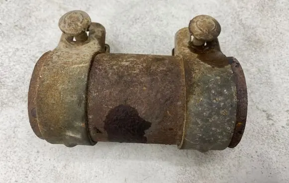 Audi A4 S4 B7 8E 8H Muffler pipe connector clamp 