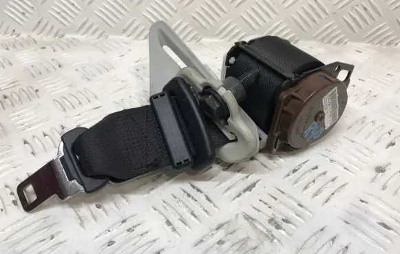 Nissan Qashqai+2 Third row seat belt 89844EY10A