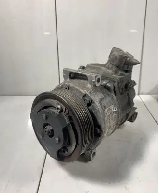 Volkswagen Jetta V Air conditioning (A/C) compressor (pump) 1K0820803S