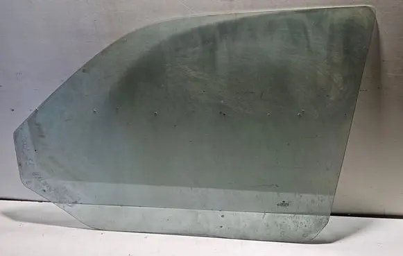Volkswagen Transporter - Caravelle T5 Front door window/glass (coupe) 43R001100