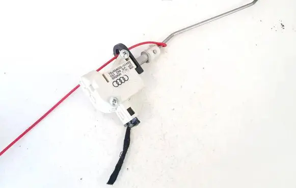 Audi A6 S6 C6 4F Central locking motor 4f0862153 no6569