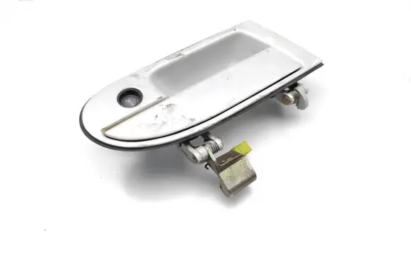 Mitsubishi Montero Front door exterior handle