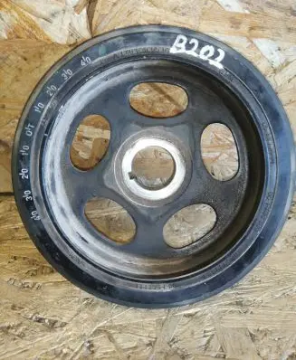 Mercedes-Benz B W245 Crankshaft pulley A6401300503