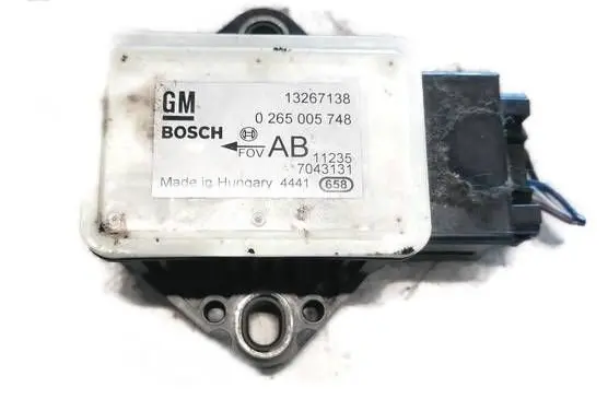 Opel Corsa D ESP acceleration yaw rate sensor 13267138 7043131 0265005748