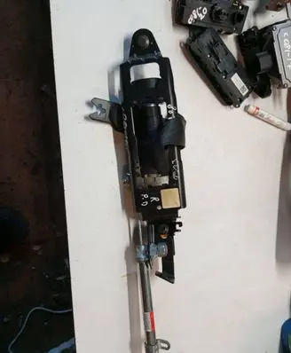 Volvo V60 Front seatbelt 39817382