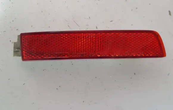 Nissan Juke I F15 Rear tail light reflector 25052461