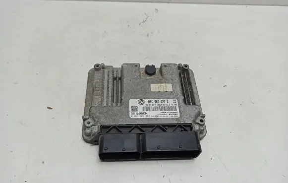 Volkswagen Golf VI Engine control unit/module 03C906027G 03C906027F