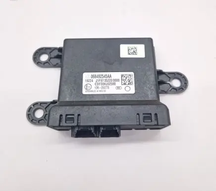 Chrysler Pacifica Other control units/modules 068492545AA J1597352200000 F00HJ02588