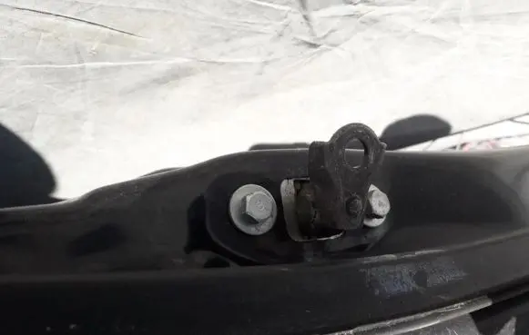 Honda CR-V Front door check strap stopper 