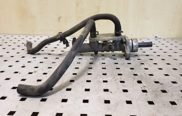 Toyota Corolla Verso E121 Master brake cylinder