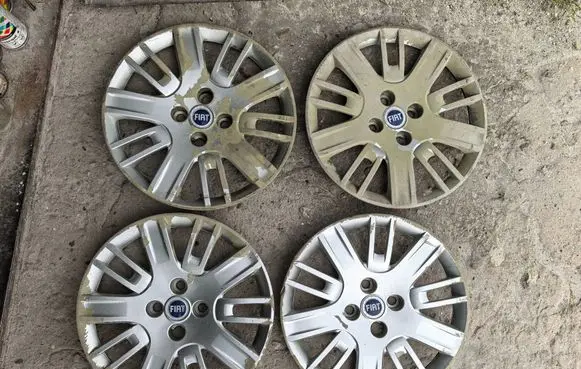 Fiat Doblo R15 wheel hub/cap/trim 051755980E
