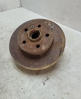 Volkswagen Transporter - Caravelle T4 Front wheel hub spindle knuckle