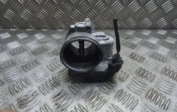 Skoda Octavia Mk2 (1Z) Throttle valve 03G128063G