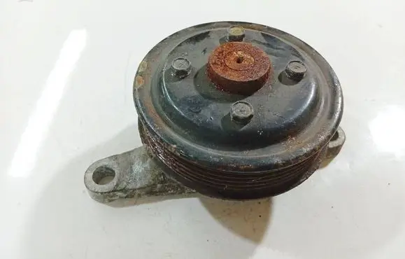 Infiniti G35 Generator/alternator belt tensioner 