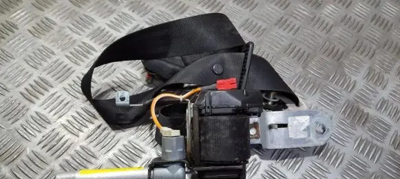 Mitsubishi Carisma Front seatbelt 570321200