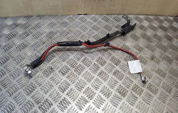 Volkswagen PASSAT B8 Positive cable (battery) 5Q0971228K