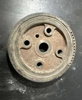 Volvo S80 Crankshaft pulley 30637335