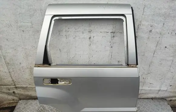 Jeep Grand Cherokee (WK) Rear door