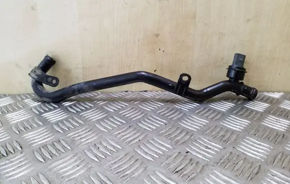 Volkswagen Tiguan Engine coolant pipe/hose 5N0121070L