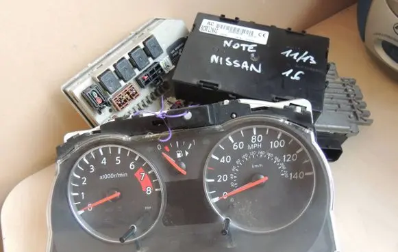 Nissan Note (E11) Start/Stop system kit 