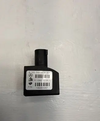Mercedes-Benz SLK R170 ESP acceleration yaw rate sensor A1635420618 10098001241 1368405957