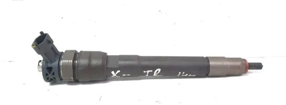 Nissan X-Trail T32 Fuel injector 0445110546