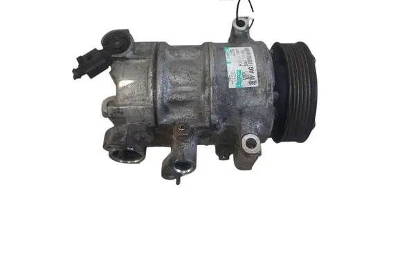 Volkswagen PASSAT B6 Air conditioning (A/C) compressor (pump) 5n0820803
