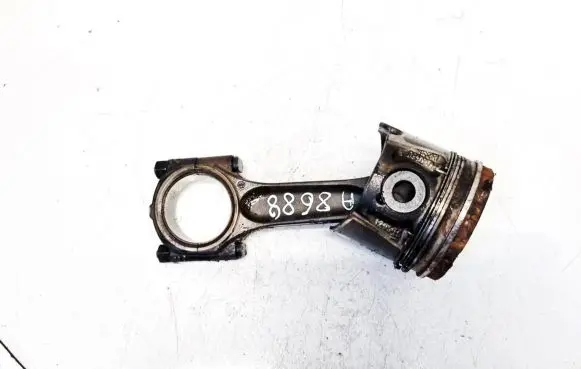 Volvo V50 Piston with connecting rod