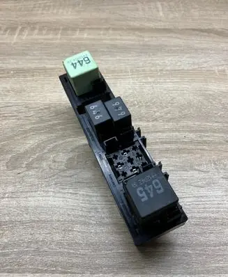Skoda Yeti (5L) Other relay 7N0937503A 645 644