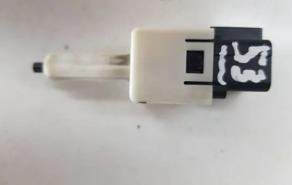 Honda CR-V Brake pedal sensor switch
