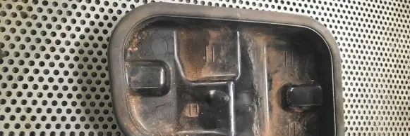 Mercedes-Benz Sprinter W901 W902 W903 W904 Headlight/headlamp dust cover 151496000