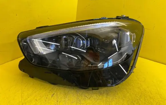 Mercedes-Benz E W213 Headlight/headlamp a2139060110