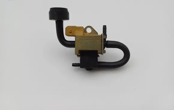 Mercedes-Benz CLK A209 C209 Turbo solenoid valve 52793101