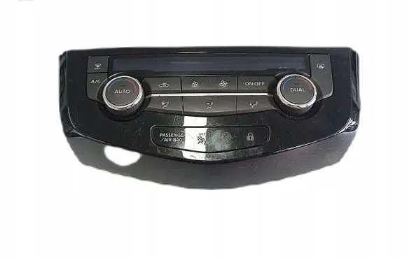 Nissan Qashqai Climate control unit