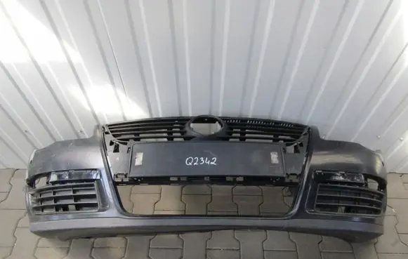 Volkswagen PASSAT B6 Front bumper 3C0807221A