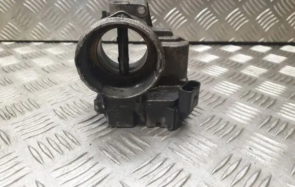 Skoda Superb B5 (3U) Throttle valve 03G128063C