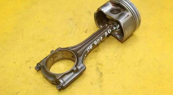 Audi A4 S4 B6 8E 8H Piston with connecting rod 06BA