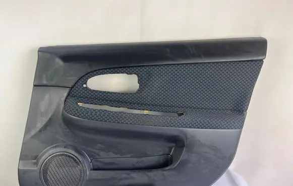 Subaru Impreza II Front door card panel trim 94235fe020