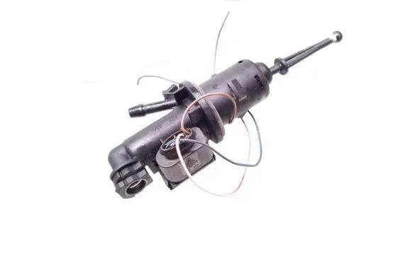 Skoda Octavia Mk2 (1Z) Clutch master cylinder 1K0721388M