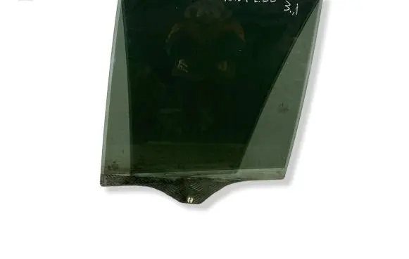 BMW X5 E53 Rear door window glass AS3