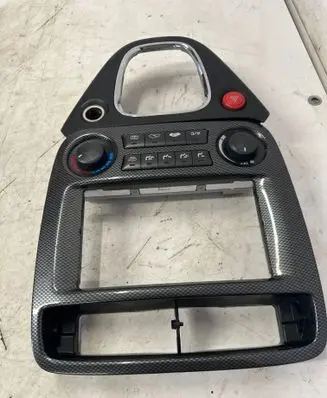 Honda Stream Radio/GPS head unit trim 77250S7A0031
