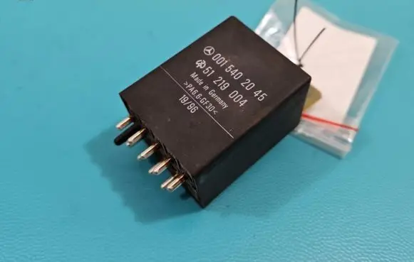 Mercedes-Benz Vito Viano W638 Other relay 0015402045 IMPRK1394196