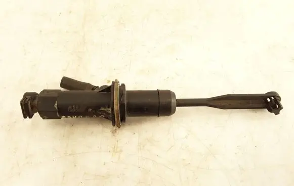 Dacia Sandero Clutch master cylinder 82004240040