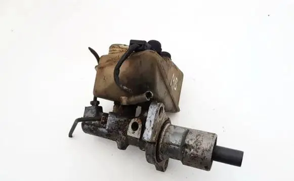 Mercedes-Benz E W124 Master brake cylinder