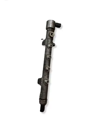 Mercedes-Benz C W204 Fuel main line pipe A6510700495 R9144Z240A