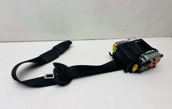 Audi A5 Sportback 8TA Front seatbelt 8T8857705C