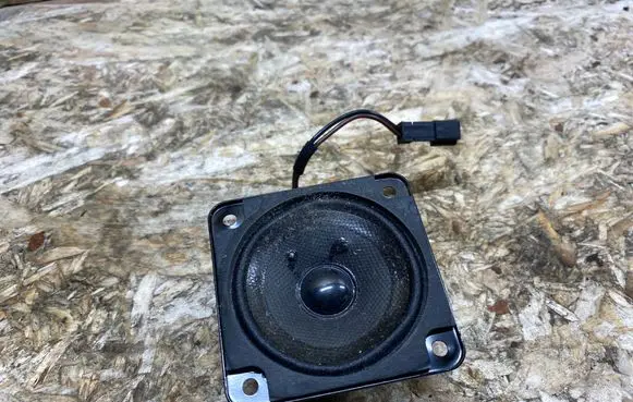 Mercedes-Benz SL R230 Parcel shelf speaker 2308200702