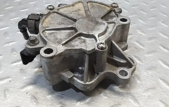 Citroen C5 Vacuum pump 4R8Q2A451AF