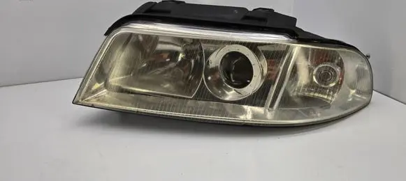 Audi A4 S4 B5 8D Headlight/headlamp